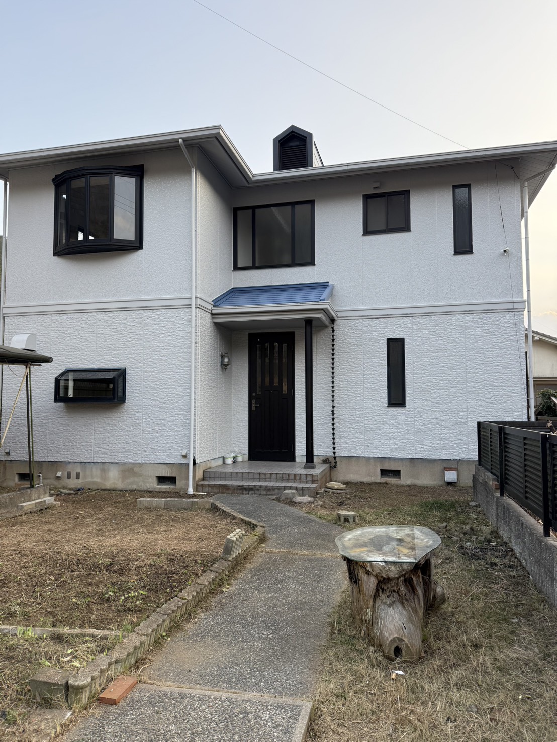 三田市M様邸の外壁塗装後の戸建て住宅外観