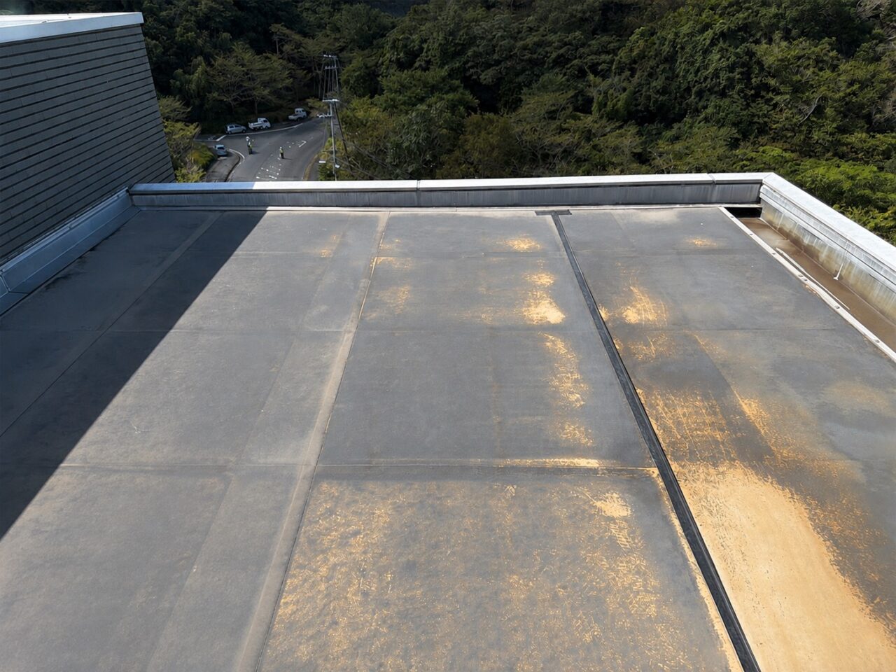 南あわじ市パイオニア淡路工場の屋上防水工事施工前